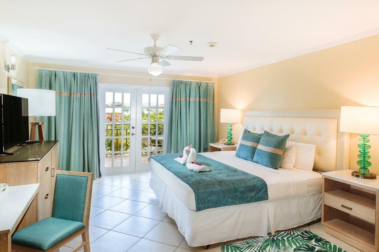 Bay Gardens Beach Resort&Spa Gros Islet Exterior foto